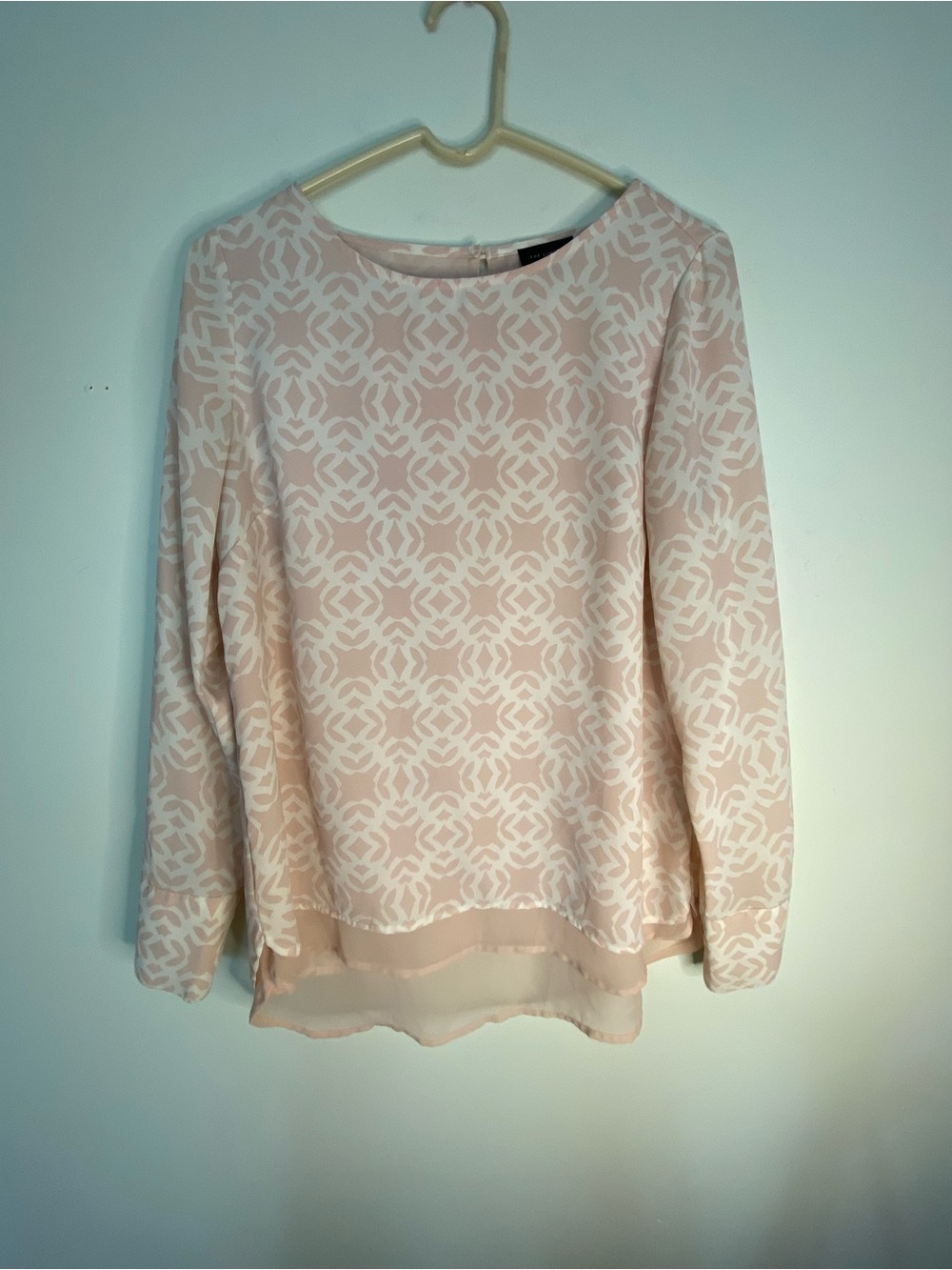 The Limited Pale Pink & White Patterned Long-Sleeve Blouse